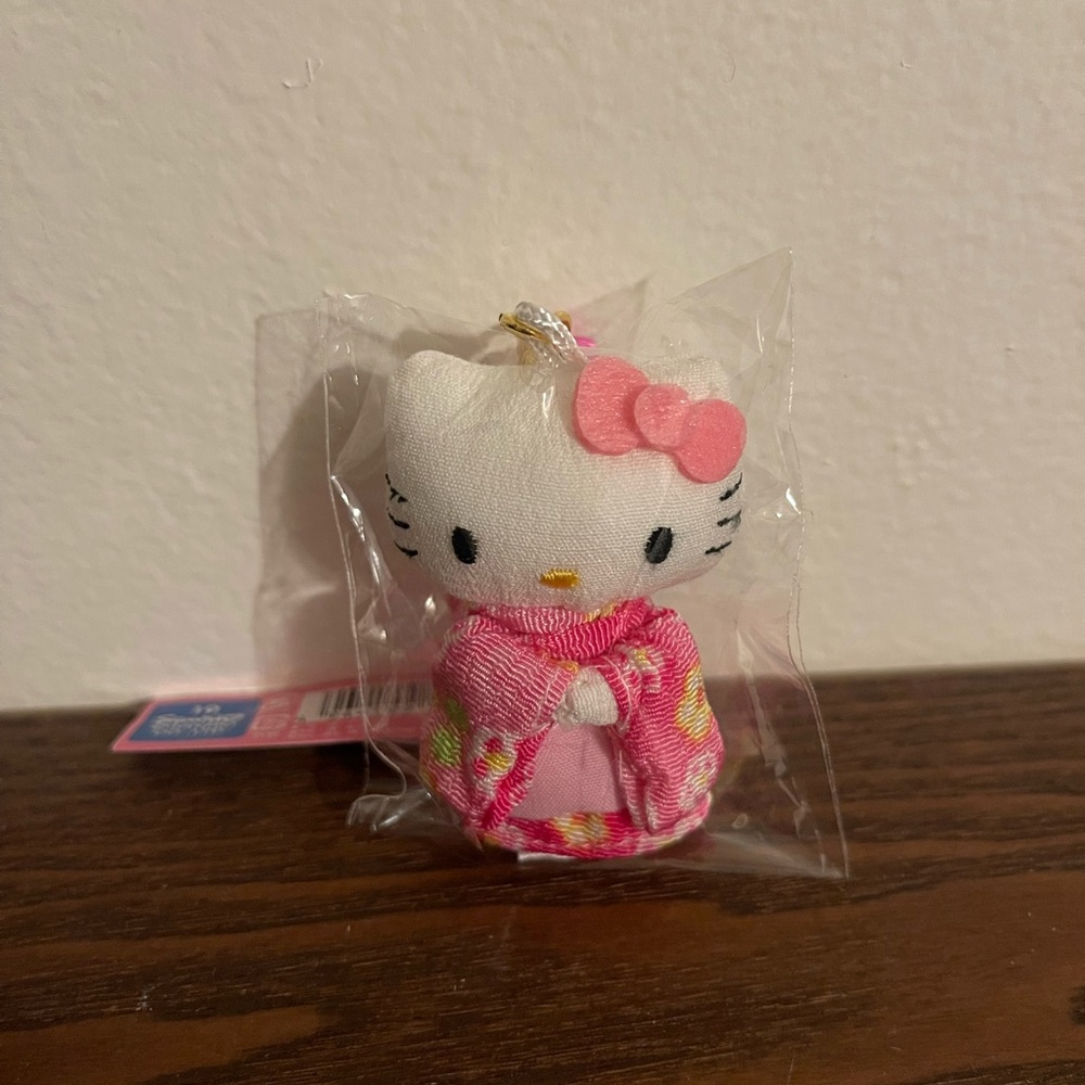 Sanrio Hello Kitty Kimono Keychain Plush Charm – Cute Japanese Style Bag